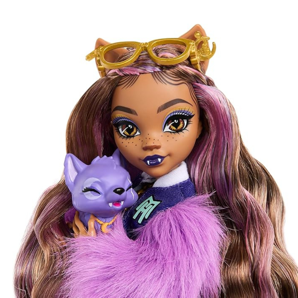 Monster High Clawdeen Wolf Doll with Pet Dog Crescent & Accessories Like Backpack, Planner, Snacks & More