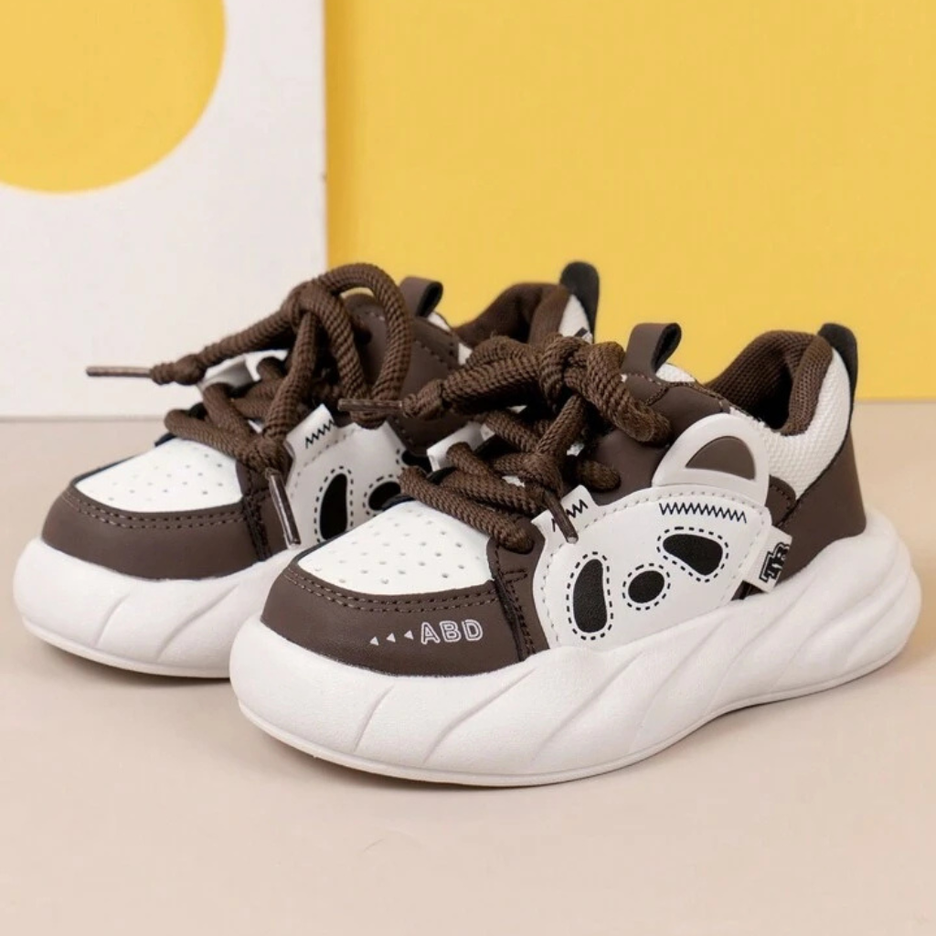 Ninos Kids Lace up Shoes with Text Print