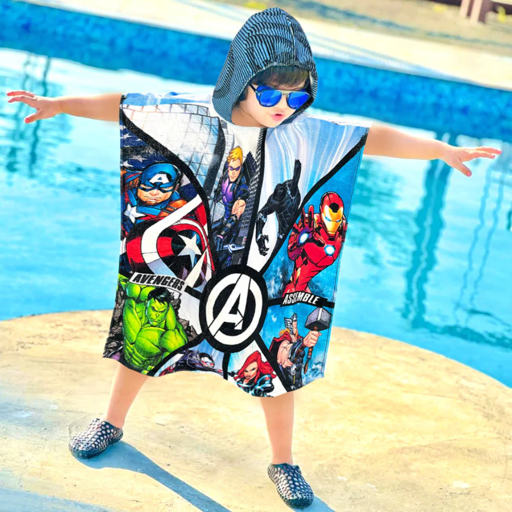 SASSOON Avengers Kids Hooded Poncho in 400 GSM
