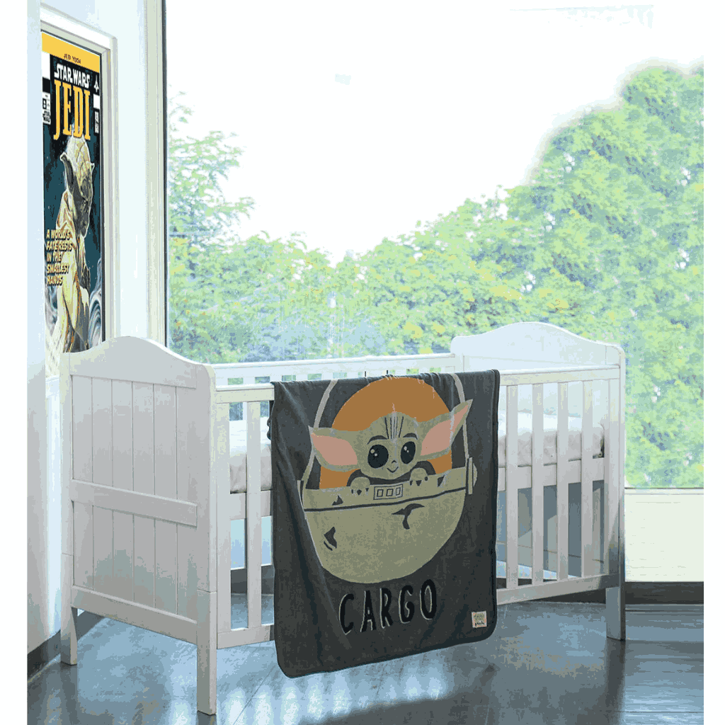 PLUCHI-AC BLANKET STARWARS PRECIOUS CARGO Disney Cotton Knitted AC Blanket For Baby / Infant / New Born For Use In All Seasons (0-18 Months)