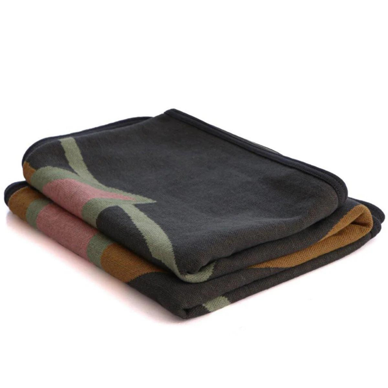 PLUCHI-AC BLANKET STARWARS PRECIOUS CARGO Disney Cotton Knitted AC Blanket For Baby / Infant / New Born For Use In All Seasons (0-18 Months)