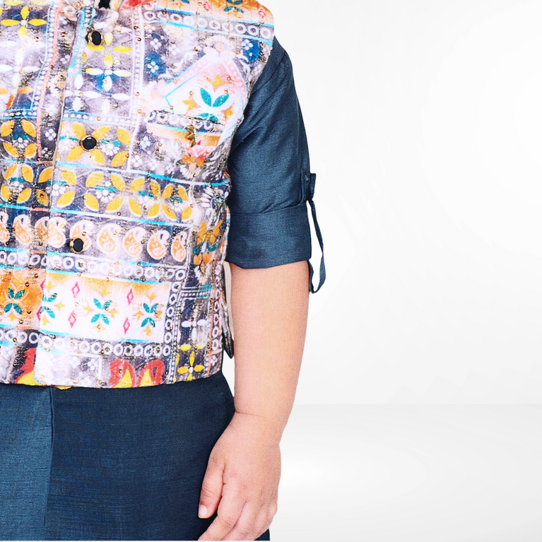 Boys Full sleeves Printed stylish Solid Kurta Pyjama Set With Floral Printed Jacket