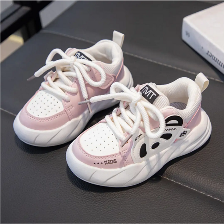 Ninos Kids Lace up Shoes with Text Print