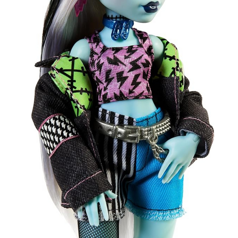 Monster High Frankie Stein Doll in Denim Jacket and Shorts, Includes Pet Dog Watzie and Accessories Like a Backpack, Snack and Notebook