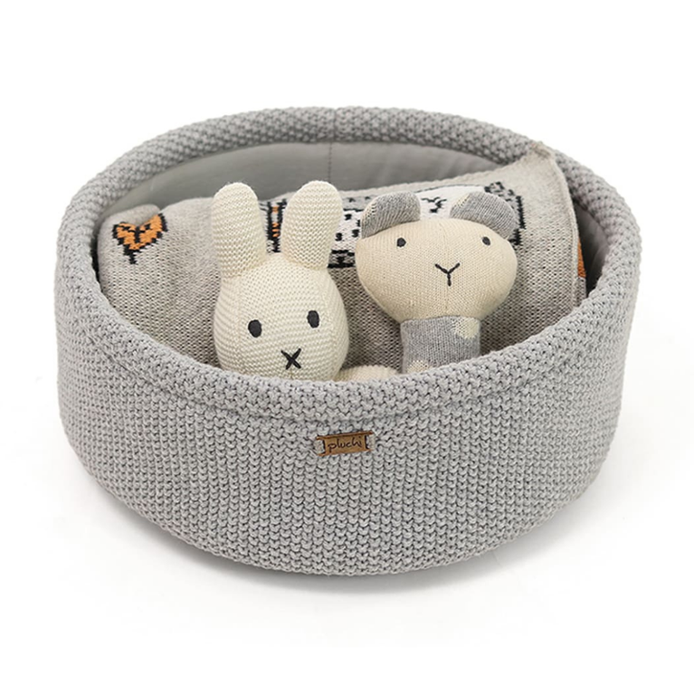 PLUCHI-BUNNY GIFT BASKET