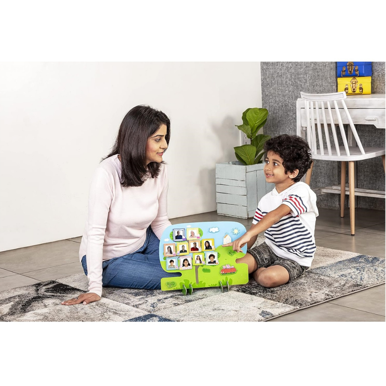 Magna Magic Peppa Pig Magnetic Family Tree for Kids 3 Years and above White