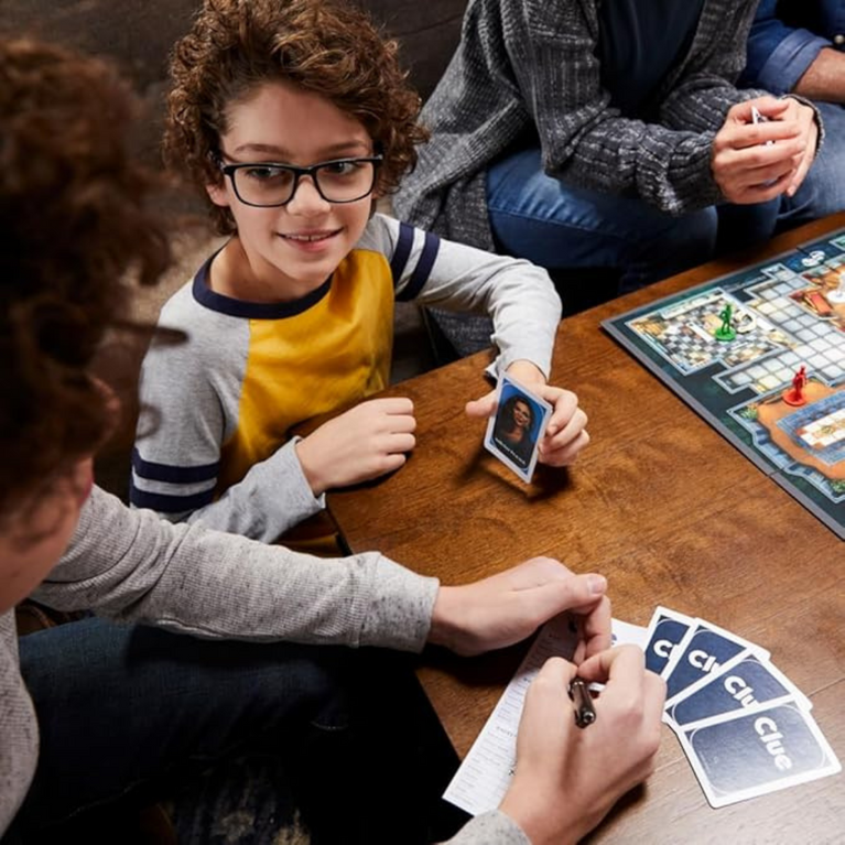 Hasbro Clue Mystery Board Game | 2-6 Players, Family & Kids