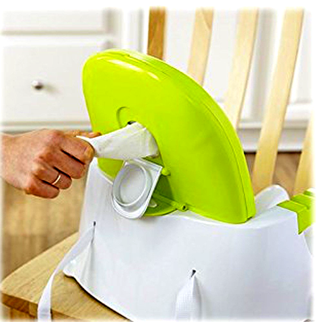 Fisher-Price Portable Baby Booster Seat with Tray | Foldable Feeding Chair for Toddlers | Travel-Friendly Baby Feeding Seat